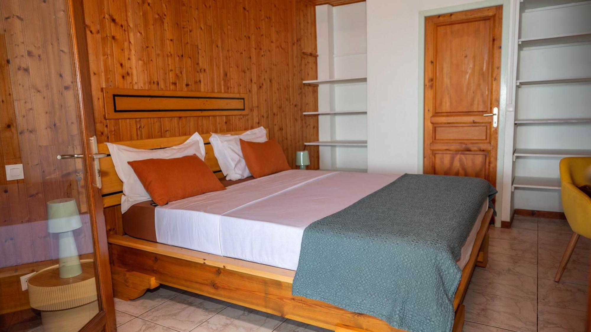 Jade Hotel And Spa Bandrele Ngoại thất bức ảnh