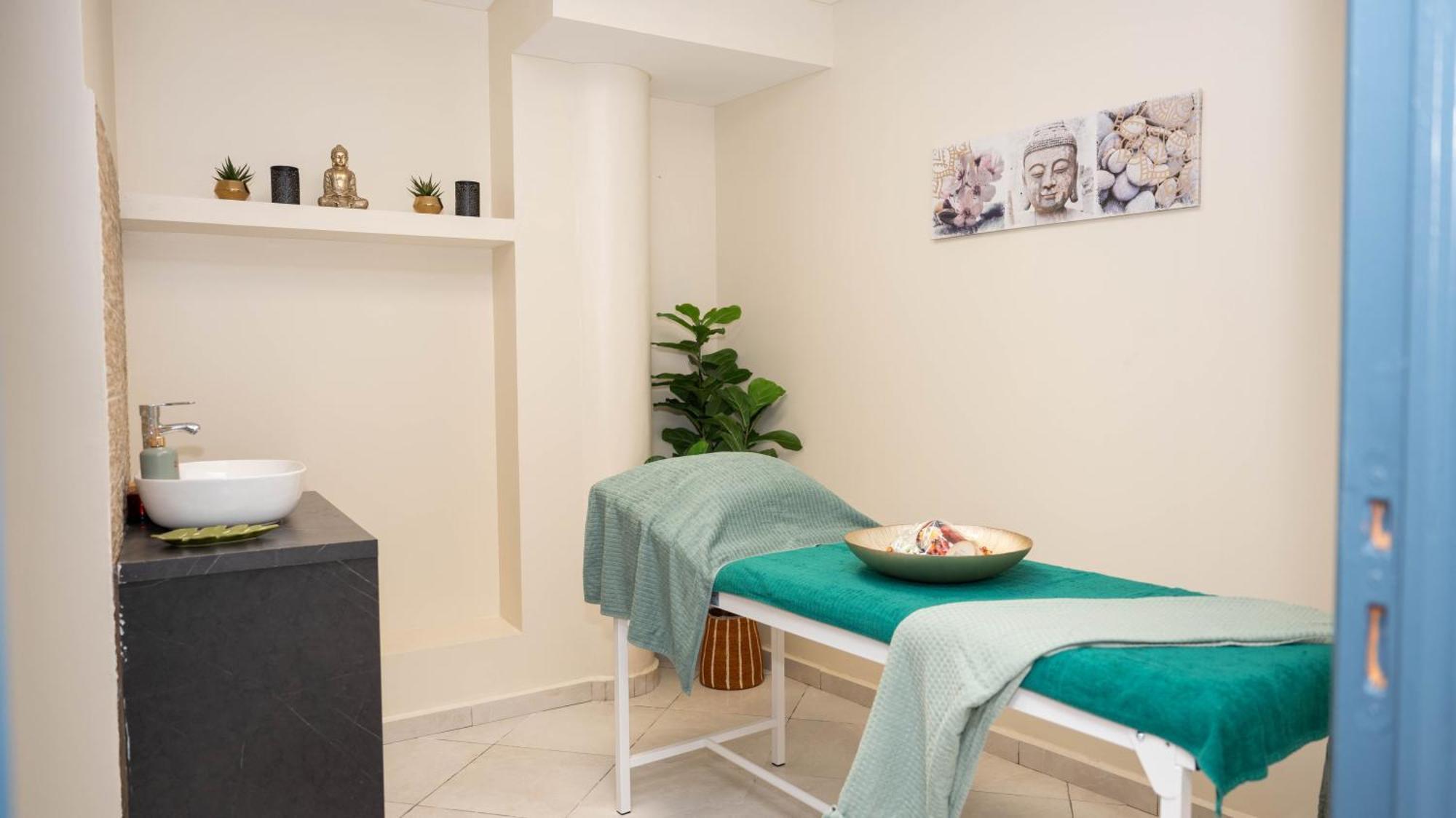 Jade Hotel And Spa Bandrele Ngoại thất bức ảnh