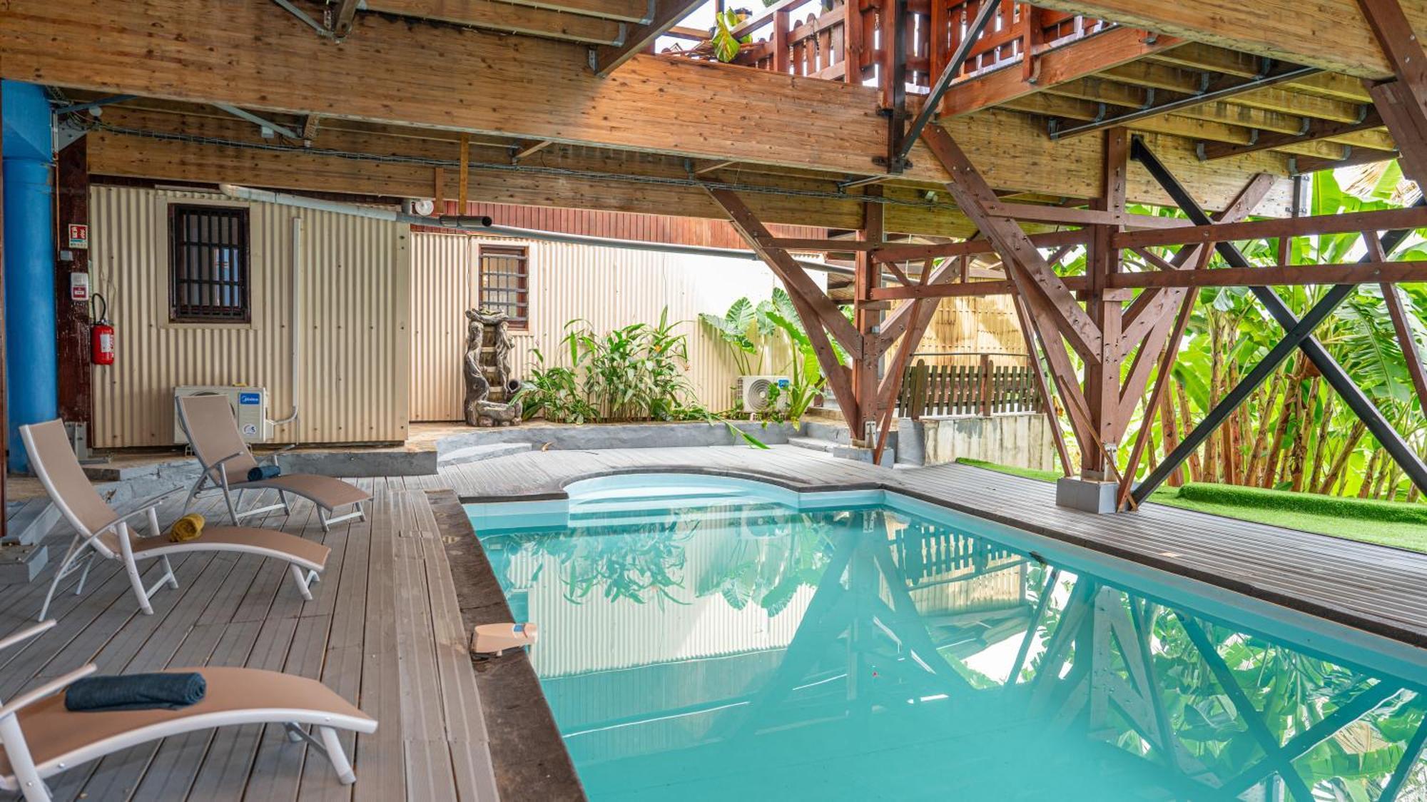 Jade Hotel And Spa Bandrele Ngoại thất bức ảnh